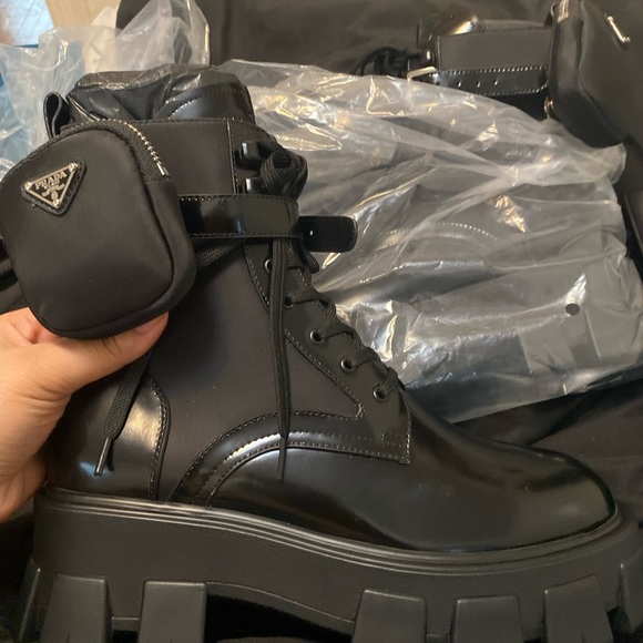 Prada boots - Picture 1 of 4